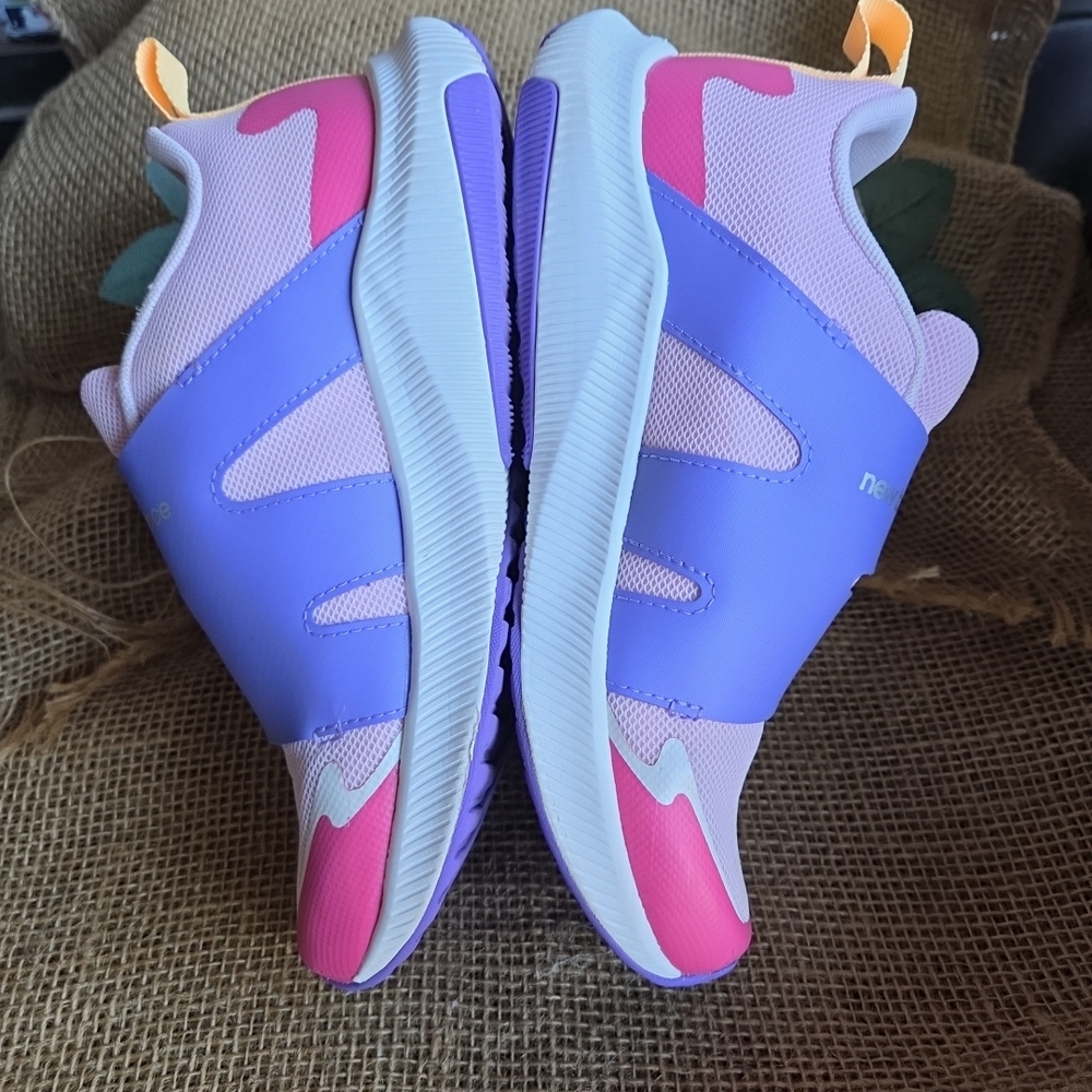 SOLD.....New Balance Kids' Purple and Pink Shoes - Picture 7 of 12
